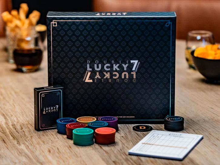 Double Lucky 7 Basis versie - Gezelschapsspel (2-7 spelers), Hobby en Vrije tijd, Gezelschapsspellen | Kaartspellen, Nieuw, Een of twee spelers