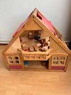 Houten Poppenhuis met Meubels, Ophalen of Verzenden, Gebruikt, Poppenhuis