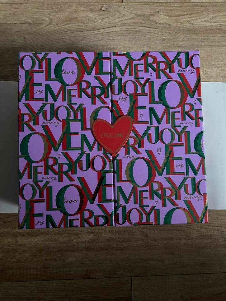 SpaceNK & Bijenkorf Adventskalender Advent Calender - leeg, Sieraden, Tassen en Uiterlijk, Uiterlijk | Cosmetica en Make-up, Nieuw