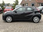 Toyota Aygo X 1.0 VVT-i MT Play 5 DEURS | CARPLAY | BOVAG !, 12 maanden, Stof, Gebruikt, Euro 6