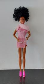 Barbie Mattel Generation girl Nichelle + kleding, Verzamelen, Ophalen of Verzenden, Zo goed als nieuw, Pop