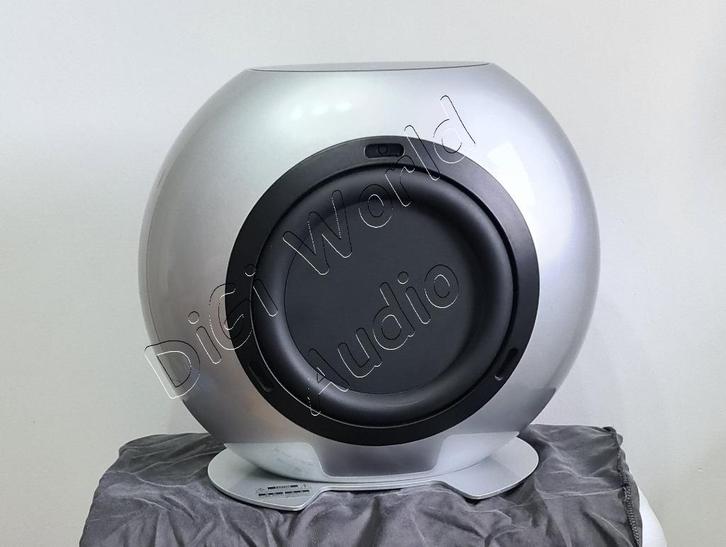 KEF HTB2SE subwoofer, Audio, Tv en Foto, Luidsprekers, Zo goed als nieuw, Subwoofer, 120 watt of meer, Overige merken, Ophalen of Verzenden