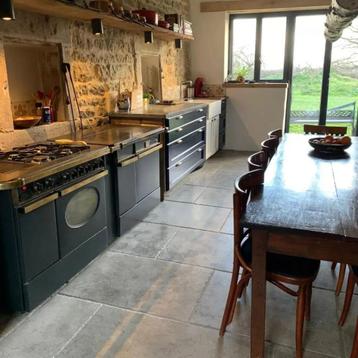 BOURGONDISCHE DALLEN, NATUURSTEEN ANTIQUE GRIS BANEN 60 CM beschikbaar voor biedingen