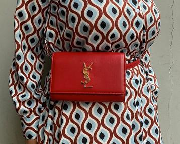 Yves Saint Laurent heuptas beschikbaar voor biedingen