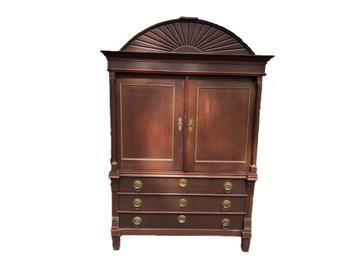 Antiek Drents opknapper Kabinet beschikbaar voor biedingen