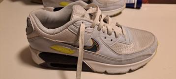 Nike Air max 90 maat 39 beschikbaar voor biedingen