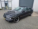 e39 523i Handbak uit 96..CosmosZwart/18 inch Breedset..!!, Auto's, 745 kg, Achterwielaandrijving, Zwart, Handgeschakeld