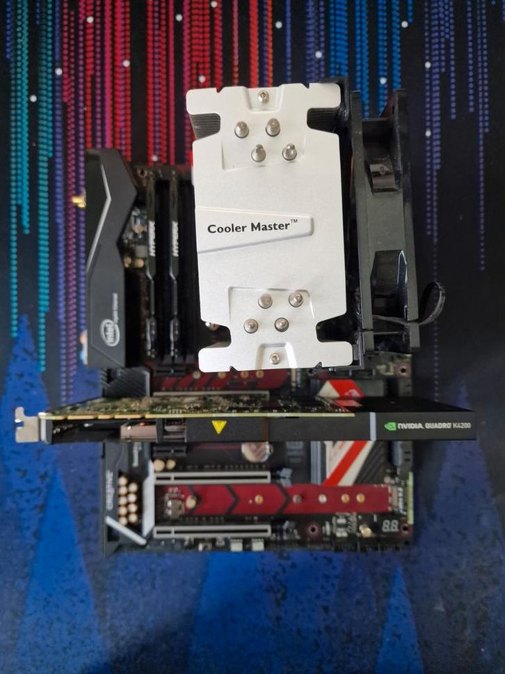 Asrock X99 + i7-5820K + 16GB RAM + Quadro K4200, Computers en Software, Moederborden, Gebruikt, Intel, DDR4, Ophalen of Verzenden