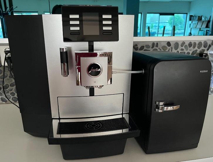 Jura X8 Platina EU + Piccolo, Witgoed en Apparatuur, Koffiezetapparaten, Zo goed als nieuw, Koffiebonen, Overige typen, Koffiemachine