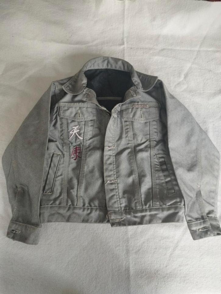 Stoer spijkerjasje maat 134 grijs, Kinderen en Baby's, Kinderkleding | Maat 134, Gebruikt, Jongen of Meisje, Jas, Ophalen of Verzenden