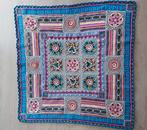 Gehaakte deken met bloemen en vlinders, 130 x 130 cm, Ophalen of Verzenden, Nieuw, Haken, Overige typen