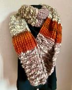 Handgebreide wollen sjaal - Nieuw, Handgebreid, Ophalen of Verzenden, Nieuw, Sjaal