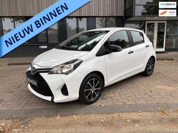 Toyota Yaris 1.0 VVT-i Aspiration faclift model beschikbaar voor biedingen