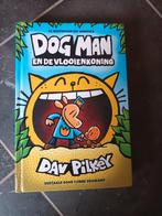 Dav Pilkey - Dog Man en de vlooienkoning, Boeken, Kinderboeken | Jeugd | onder 10 jaar, Fictie algemeen, Zo goed als nieuw, Ophalen
