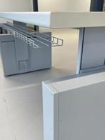 2 zit/sta bureau's en 2 tafels, Ophalen, In hoogte verstelbaar, Gebruikt, Stabureau