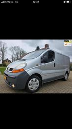 Renault Trafic BENZINE!! GRIJS Kenteken in zeer nette staat, Auto's, Stof, 4 cilinders, 2000 kg, Renault