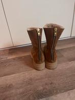 Beige suède laarzen maat 39, Kleding | Dames, Schoenen, Ophalen of Verzenden, Zo goed als nieuw, Beige, Lage of Enkellaarzen