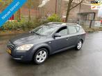 Kia cee'd Sporty Wagon 1.4 X-ecutive ISG NETTE AUTO RIJD EN, Voorwielaandrijving, Gebruikt, Zwart, 4 cilinders