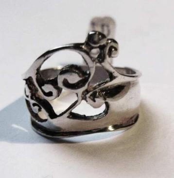 Brede opengewerkte sterling zilveren ring, (5236-562) beschikbaar voor biedingen