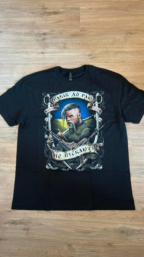 Uniek Oekraïens T-shirt – “Рабів до раю не пускають”, Kleding | Heren, T-shirts, Nieuw, Maat 56/58 (XL), Zwart, Ophalen of Verzenden