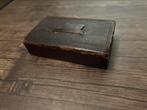 Oude bijbel van het nieuwe testament 1884, Antiek en Kunst, Antiek | Boeken en Bijbels, Ophalen of Verzenden