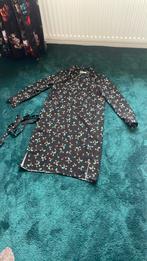 Vanilia jurk mt m, Ophalen of Verzenden, Zo goed als nieuw, Zwart, Boven de knie