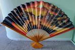 Aziatische,Chinese waaier met  bamboe lattenwerk, Huis en Inrichting, Woonaccessoires | Wanddecoraties, Ophalen, Zo goed als nieuw