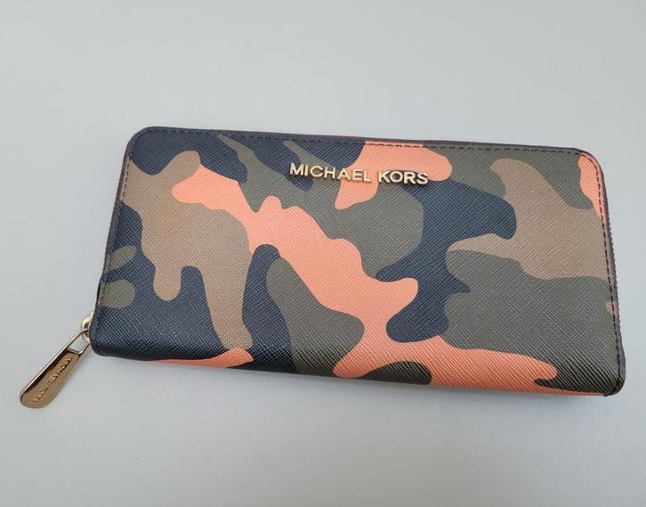 Michael Kors portomonee leer, Sieraden, Tassen en Uiterlijk, Portemonnees, Zo goed als nieuw, Overige merken, Groen, Leer, Ophalen of Verzenden