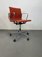 6 Vitra Eames Ea117 bureaustoelen Rusty Orange Alu, Huis en Inrichting, Bureaustoelen, Zo goed als nieuw, Oranje, Bureaustoel
