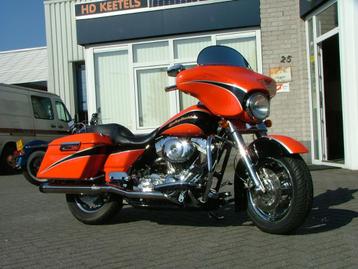 ECHTE Harley's , ook CVO +vrijwel alle HD Bigtwin onderdelen beschikbaar voor biedingen