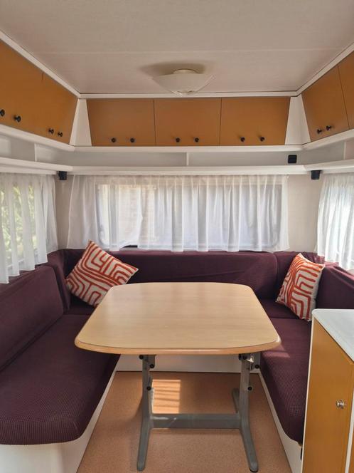 Chateau Calista 490 uit 2002 incl. Voortent en luifel, Caravans en Kamperen, Caravans, Particulier, tot en met 4, 1250 - 1500 kg