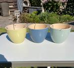 3 Vintage plantenhangers geel/  blauw en mint groen, Ophalen of Verzenden, Zo goed als nieuw, Rond, Steen of Aardewerk