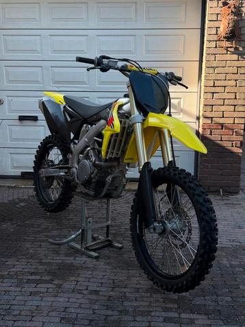 Suzuki RMZ-450 4T 2016 Crossmotor beschikbaar voor biedingen