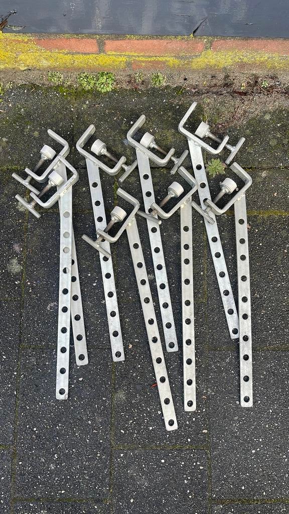 Kledinghanger schuin 10 gaten markt braderie, Ophalen of Verzenden, Zo goed als nieuw