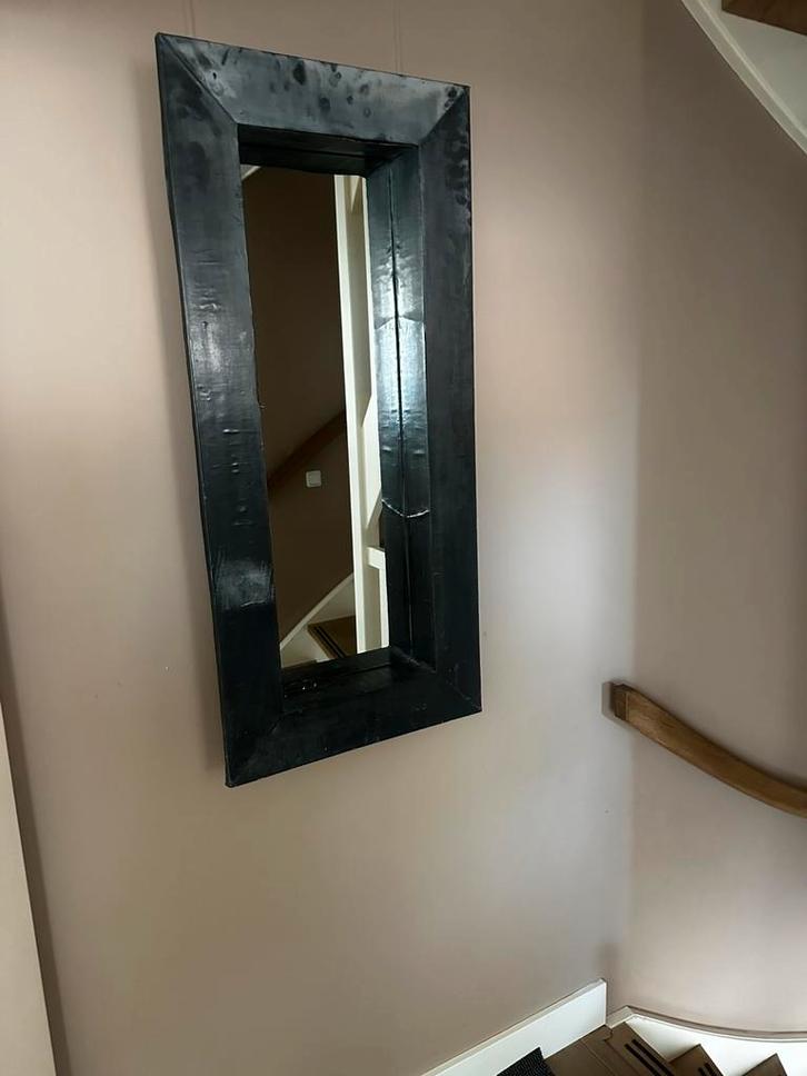 Unieke spiegel met loodraam | Design met karakter, Huis en Inrichting, Woonaccessoires | Spiegels, Zo goed als nieuw, Minder dan 50 cm