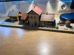 H0 Station met locloods, goederenloods en seinhuis, Hobby en Vrije tijd, Modeltreinen | H0, Overige merken, Gebruikt, Gelijkstroom