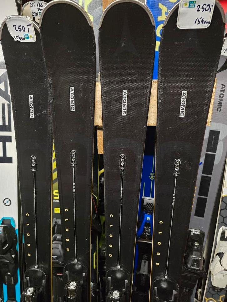 154cm ATOMIC CLOUD C12 SERVOTEC DAMES GEVORDERDEN NP850€, Sport en Fitness, Skiën en Langlaufen, Zo goed als nieuw, Ski's, Skiën