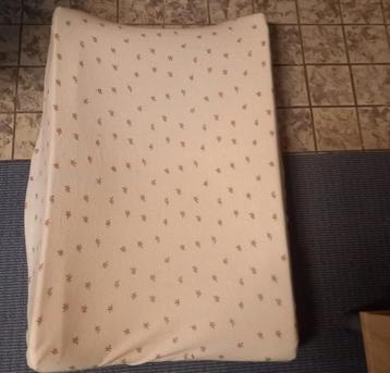 Aankleedkussen met leuke print beschikbaar voor biedingen