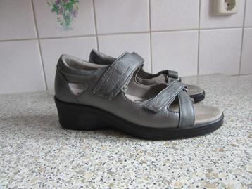 ZGAN Xsensible sandalen - 36 H beschikbaar voor biedingen
