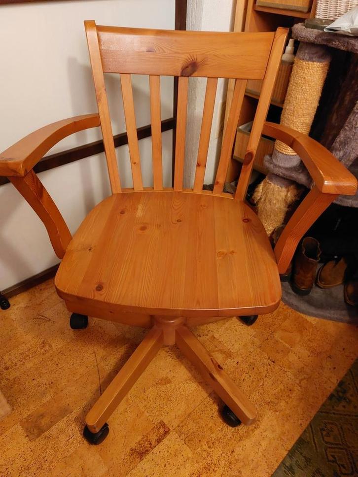 IKEA LEKSVIK houten draaistoel Joel, Huis en Inrichting, Stoelen, Zo goed als nieuw, Eén, Hout, Bruin, Ophalen