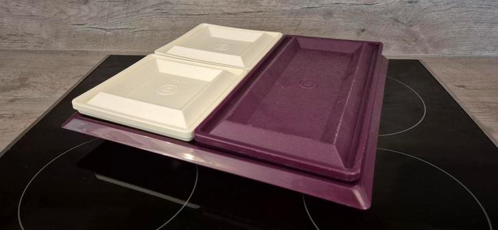 Tupperware Serveerset Paars/Wit - Compleet, Huis en Inrichting, Keuken | Tupperware, Gebruikt, Schaal, Wit, Paars, Ophalen of Verzenden