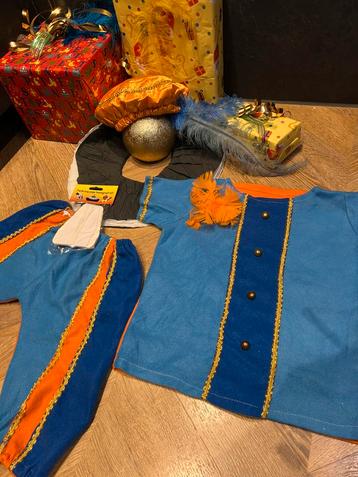 Pietenpak maat 110 oranje blauw set compleet Sinterklaas beschikbaar voor biedingen