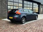 Volvo V40 2.0 T2 Inscription | Keyless | Camera | Navi |, Auto's, Voorwielaandrijving, 65 €/maand, Gebruikt, 4 cilinders