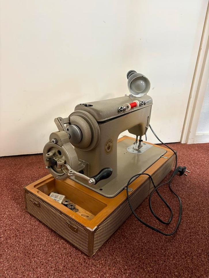 Pfaff Naaimachine - Vintage, Hobby en Vrije tijd, Naaimachines en Toebehoren, Gebruikt, Naaimachine, Pfaff, Industrieel, Ophalen