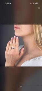 Ring made of mixed gold with cubic zirconia stones, Sieraden, Tassen en Uiterlijk, Ringen, Met kristal, Overige materialen, Ophalen of Verzenden