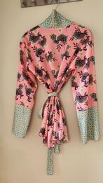 Roze kimono met lotus bloemen Maat L, Imprevu Belgium, Maat 42/44 (L), Nieuw, Ophalen of Verzenden