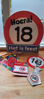 Te koop versiering 18 jaar, Ophalen, Zo goed als nieuw, Versiering, Verjaardag