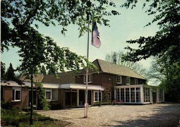 Doopsgezind Broederschapshuis Elspeet - Hoofdingang - 1984 g beschikbaar voor biedingen