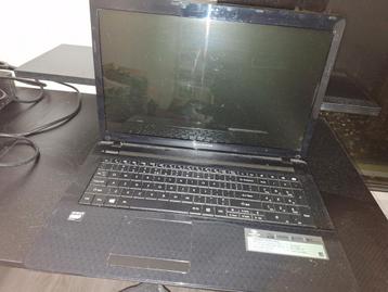 3x laptops  beschikbaar voor biedingen