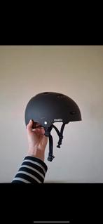Helm, Fietsen en Brommers, Ophalen of Verzenden, Zo goed als nieuw